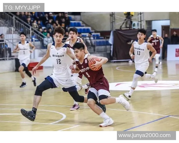 南京羽毛球队在总决赛中以56分稳居积分榜首位展现强劲实力