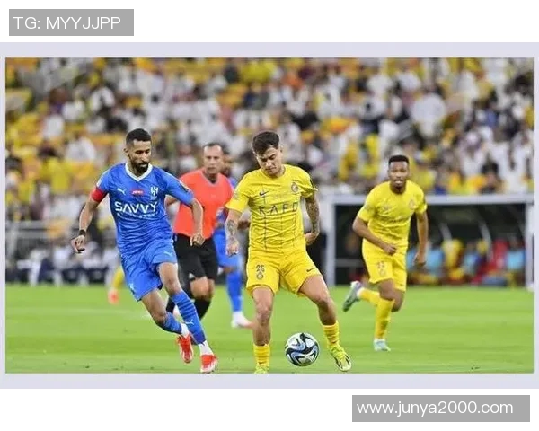 利雅得新月与流浪者的巅峰对决谁将笑到最后的精彩较量 利雅得新月与流浪者的巅峰对决谁将笑到最后的精彩较量