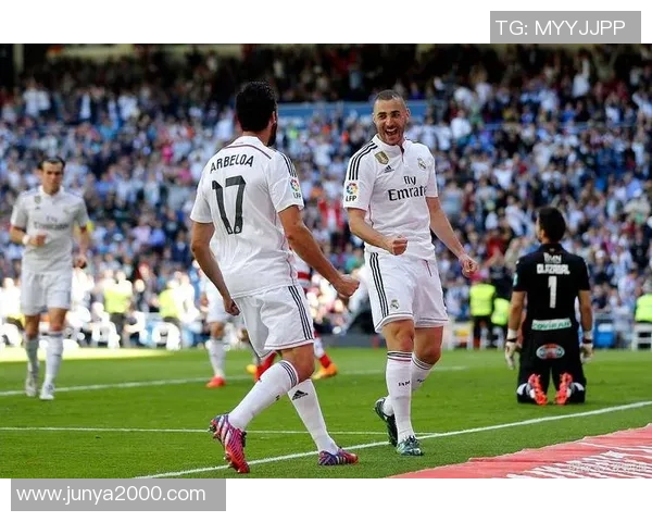 利物浦与皇马精彩对决回放全景解析及比赛亮点回顾 利物浦与皇马精彩对决回放全景解析及比赛亮点回顾