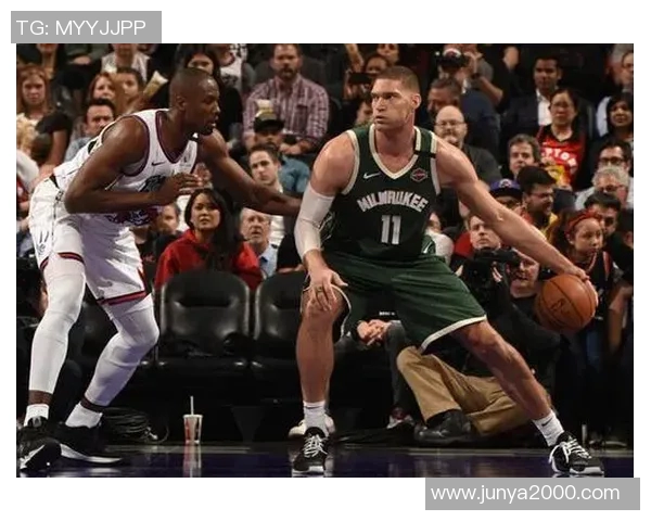 布鲁克洛佩斯：从篮球新星到NBA顶尖中锋的传奇之路