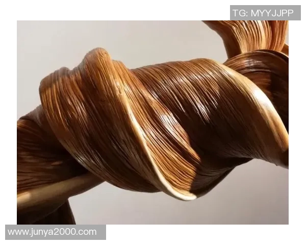 徐昕的艺术之旅：探索传统与现代交融的独特视角与创作理念