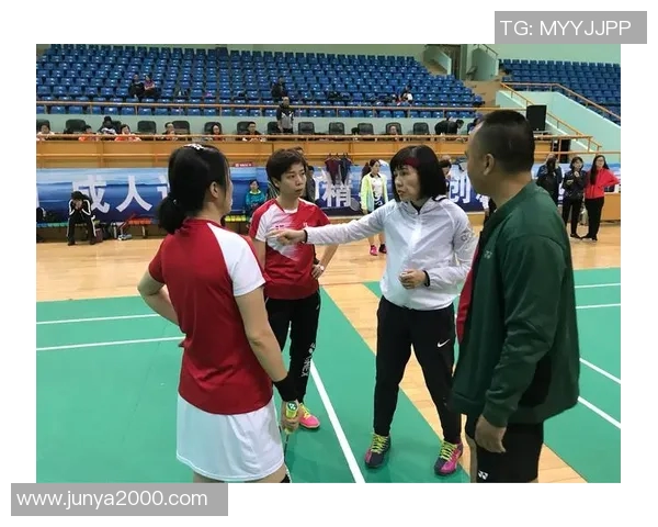 成都羽毛球队状态变革引发热议全新战术与团队协作成焦点