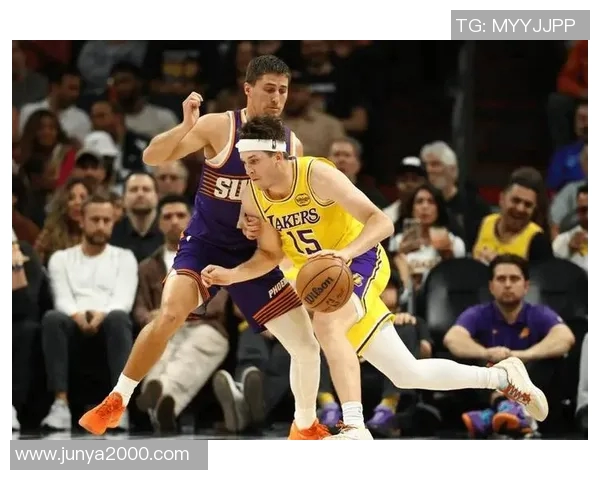 湖人2015年对决魔术的精彩瞬间与赛季回顾分析